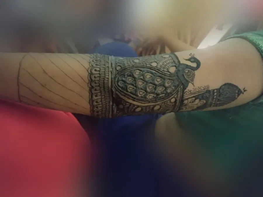 Full Hand Mehndi Design (2)