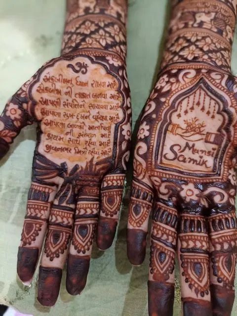 figure mehndi design