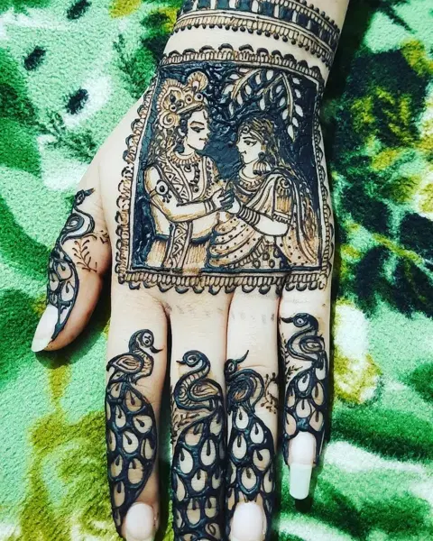figure mehndi design