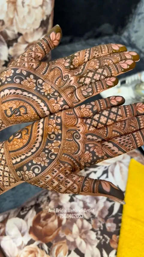 bridal front hand mehndi design
