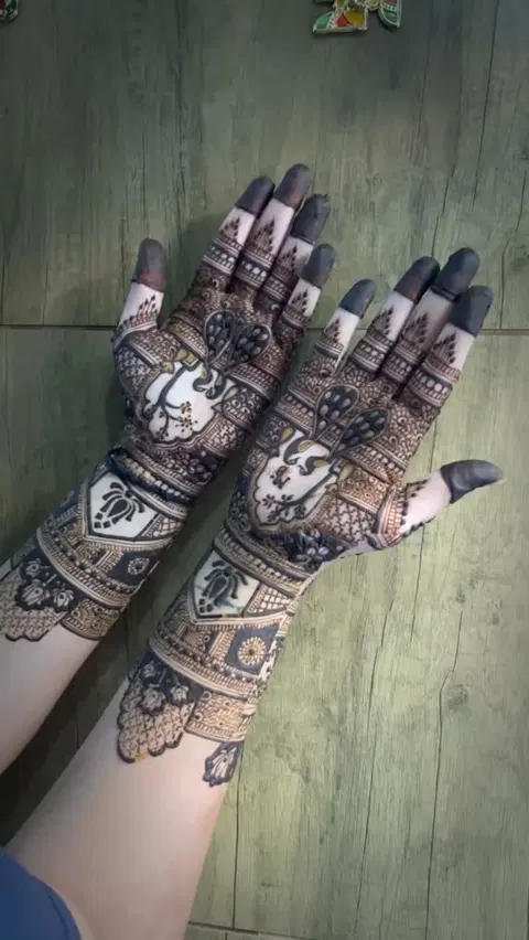 mehndi design