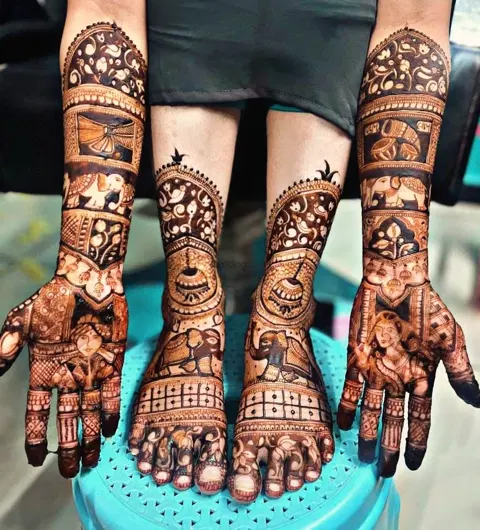 figure back hand mehndi design
