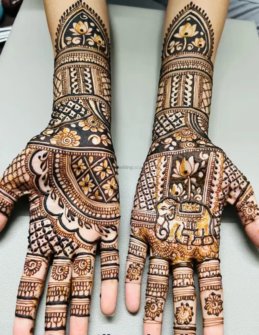 Full Hand Mehndi Design with Figures (23)