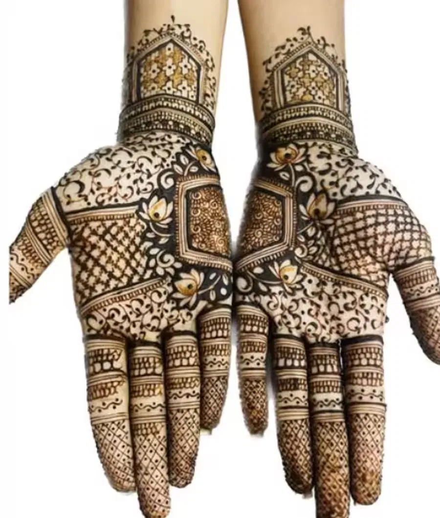 Mehndi Design with Figures