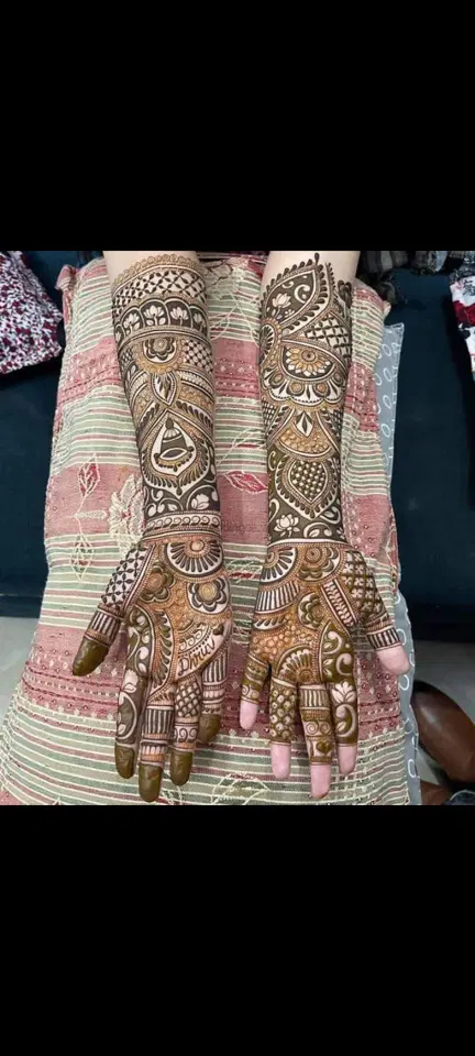full hand mehndi design