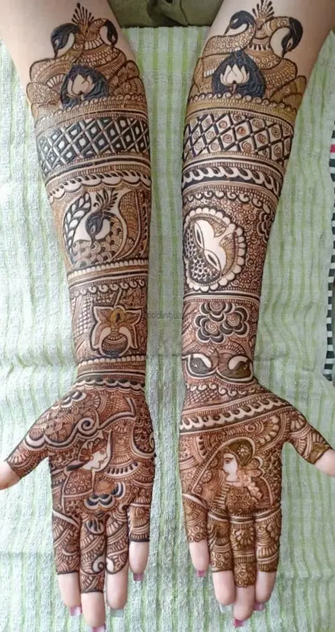 figure full hand mehndi design