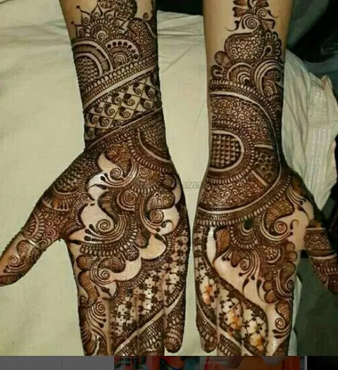figure full hand mehndi design