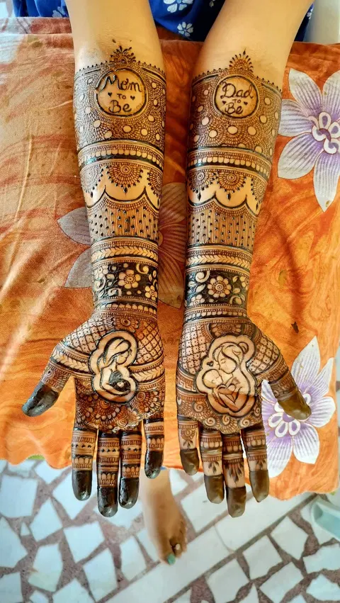 figure full hand mehndi design