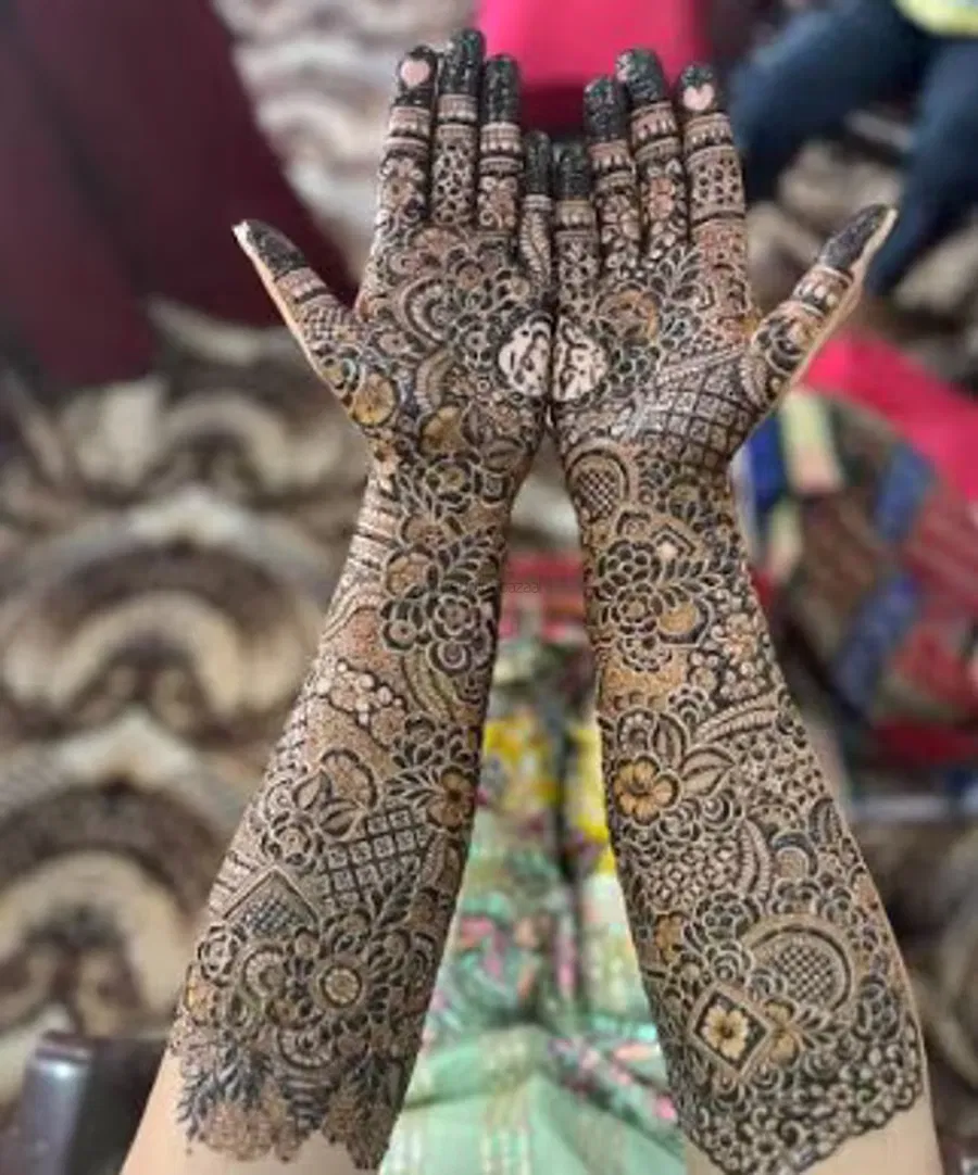 Full Hand Mehndi Design (3)
