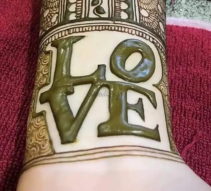 Mehndi Design with Hearts
