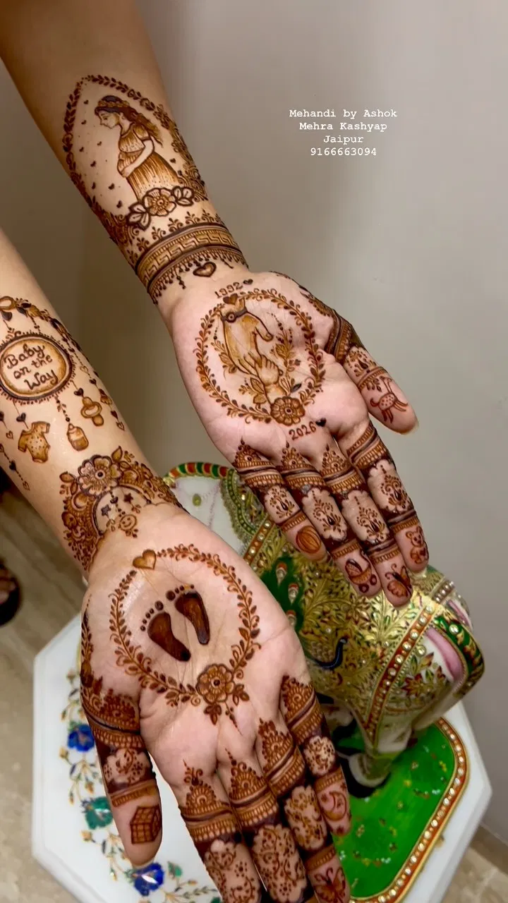 Aesthetic Mehndi Design with Figures (2)