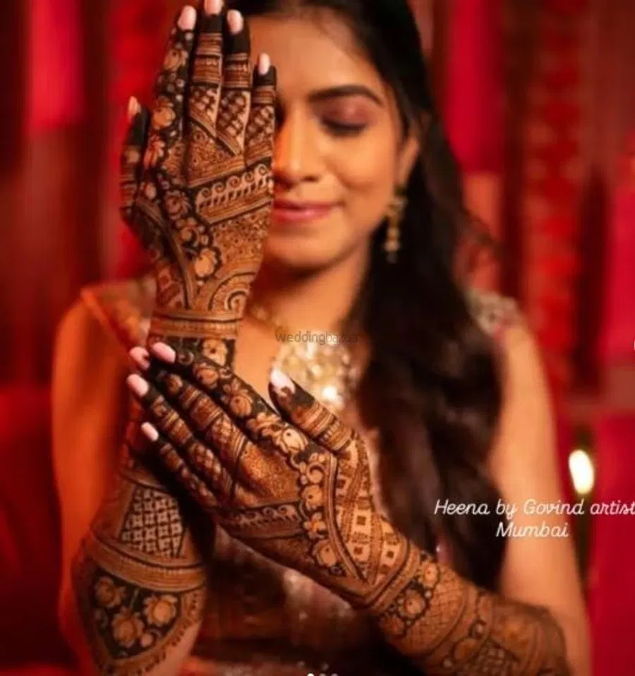 Full Hand Mehndi Design with Figures (3)