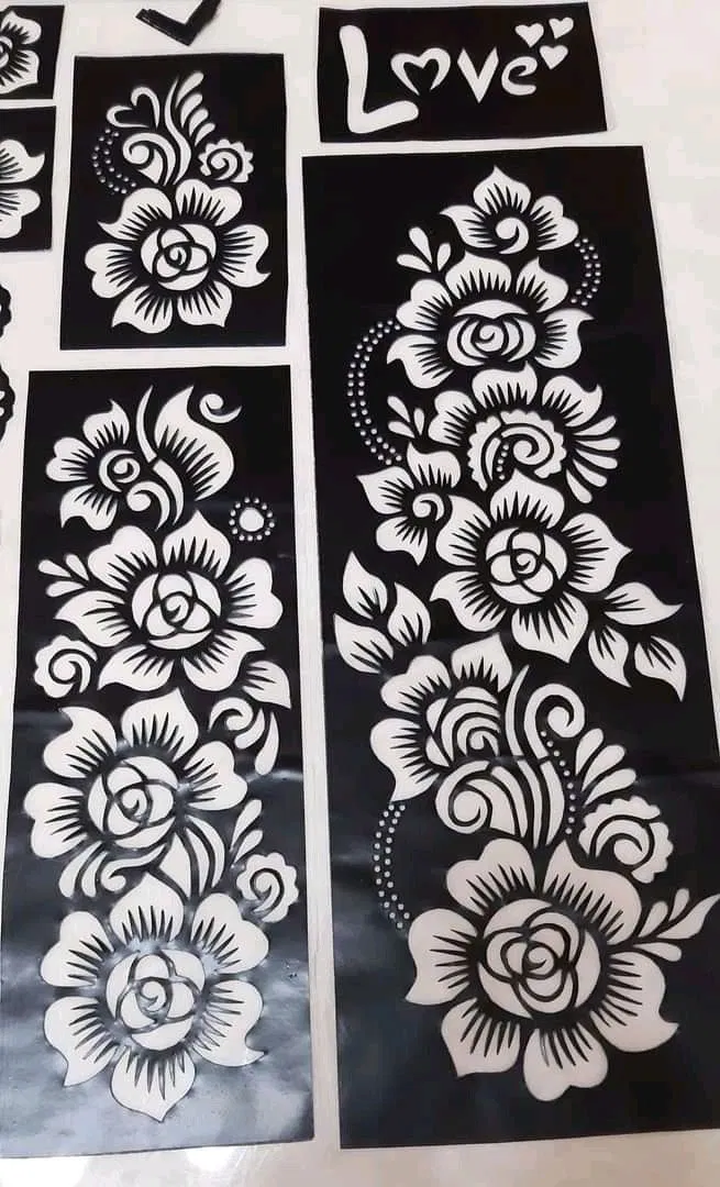 Arabic Mehndi Design with Flowers and Lotus (2)