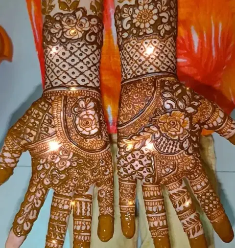 figure mehndi design