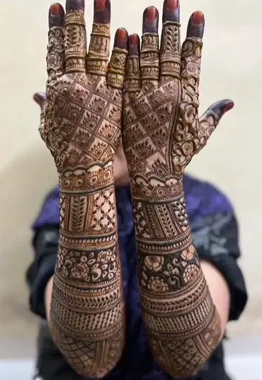 full hand mehndi design