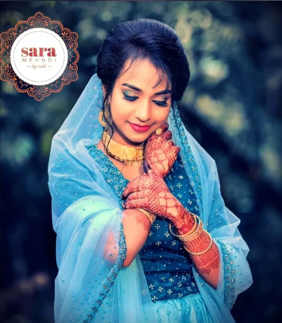 Mehndi Design with Moon