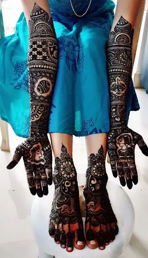 figure mehndi design