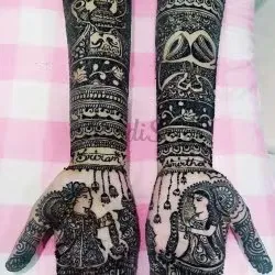 Full Hand Mehndi Design with Figures and Hearts (22)