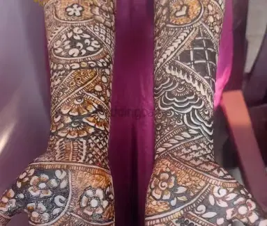 figure full hand mehndi design