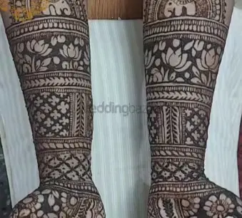 figure full hand mehndi design