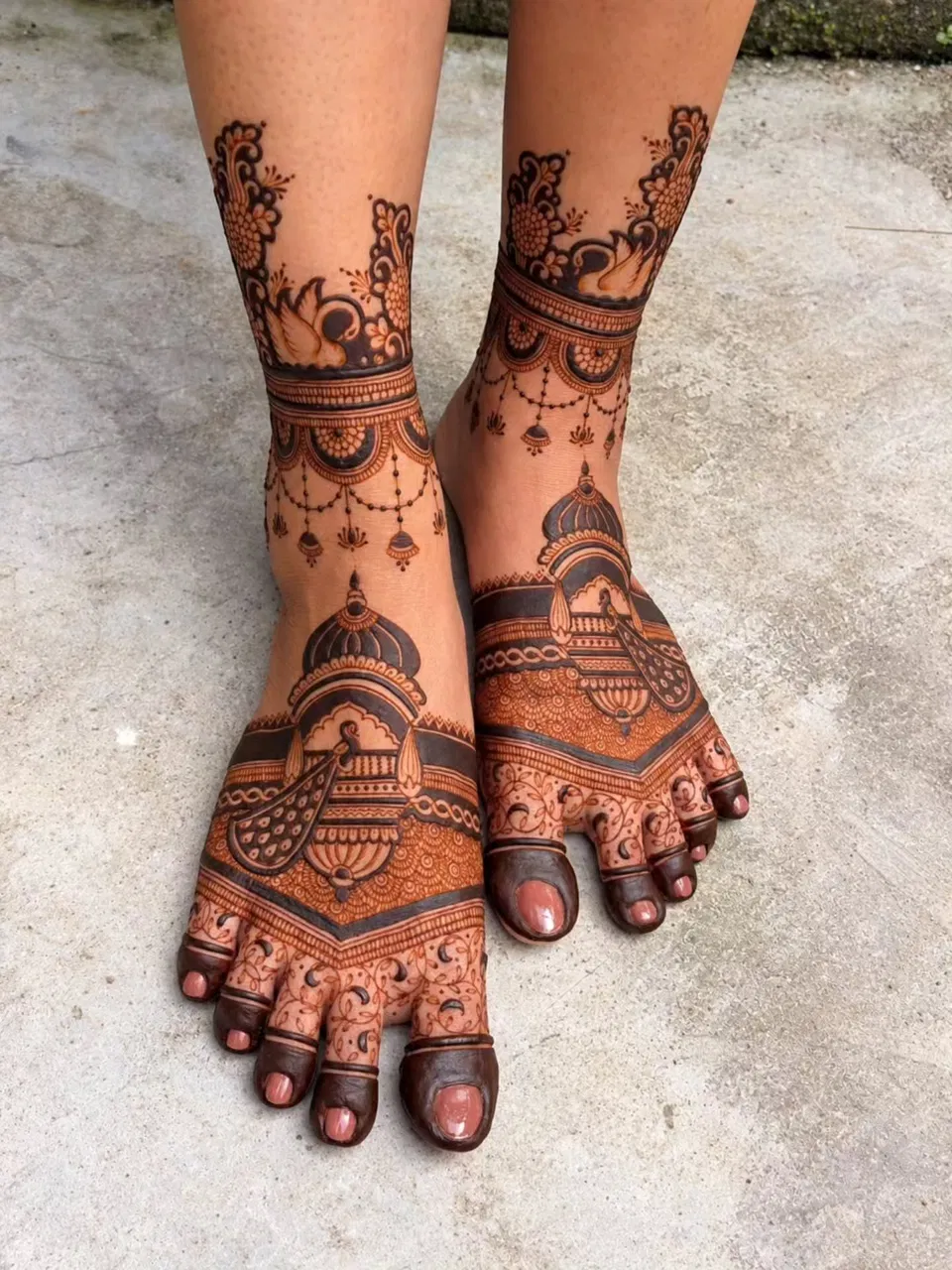 Arabic Bridal Foot Mehndi Design