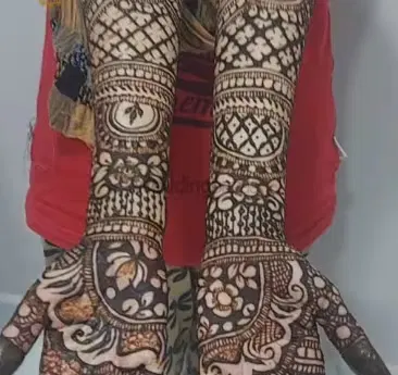 figure full hand mehndi design
