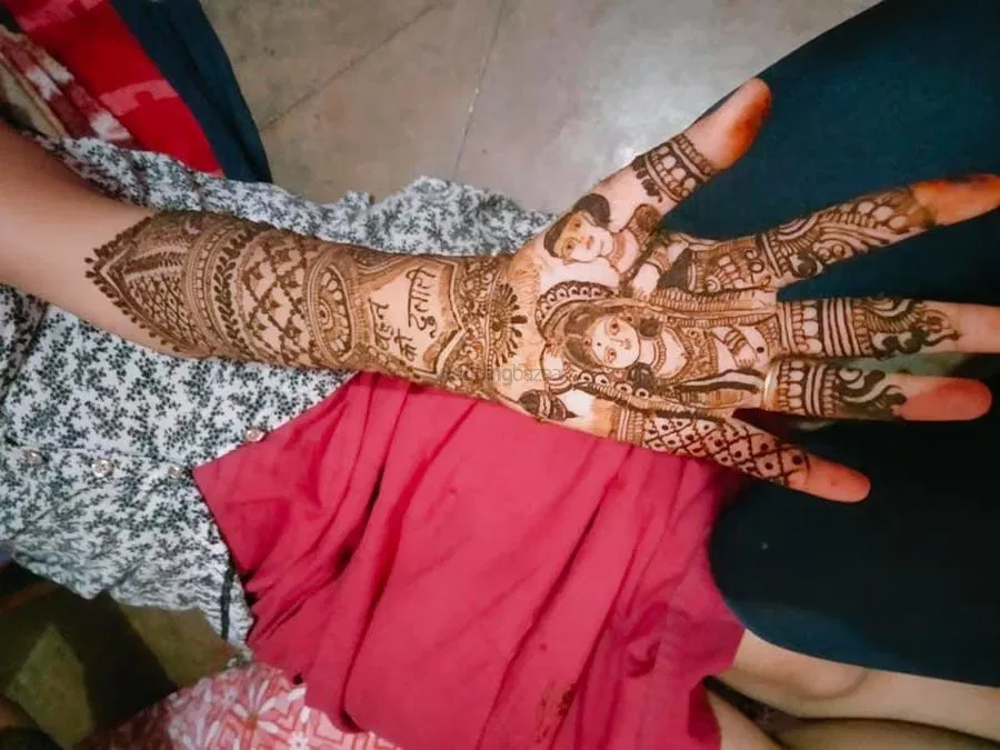 Full Hand Mehndi Design with Figures (2)