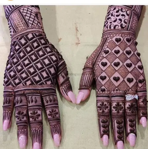 heart mehndi design