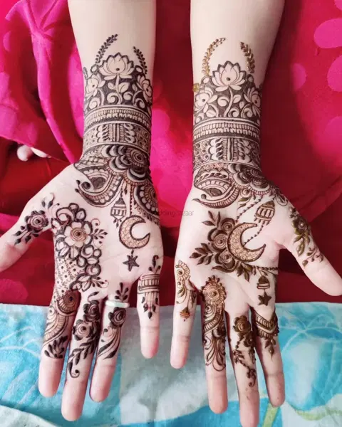 moon mehndi design