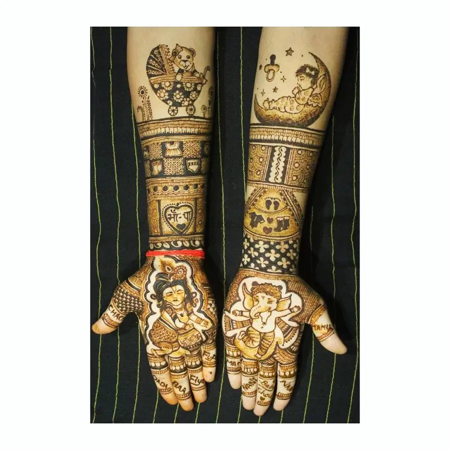 Mehndi Design with Figures