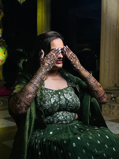 full hand mehndi design