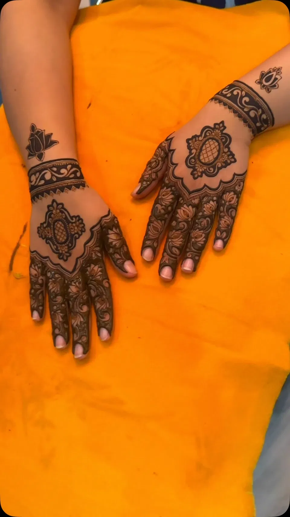 Mehndi Design (2)