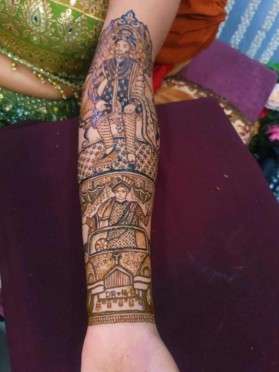 Full Hand Mehndi Design with Figures (2)