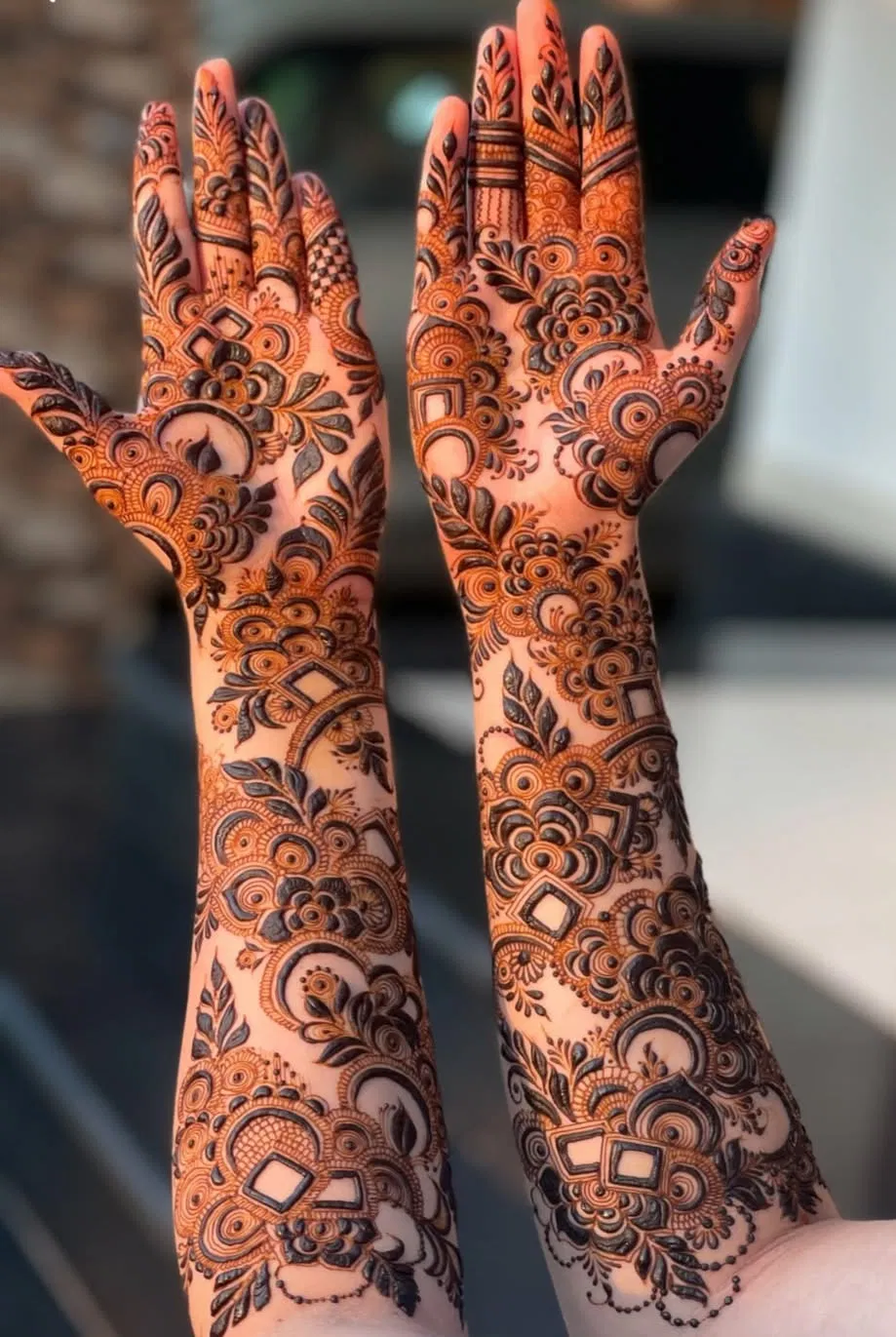 Arabic Bridal Front Hand Mehndi Design with Figures and Flowers