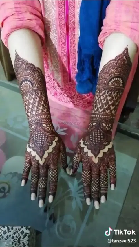 full hand mehndi design