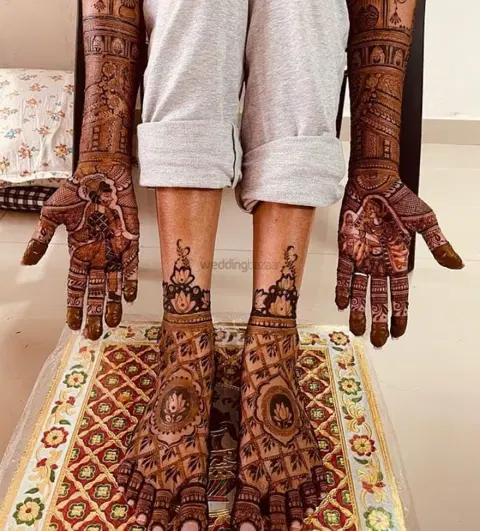 figure mehndi design