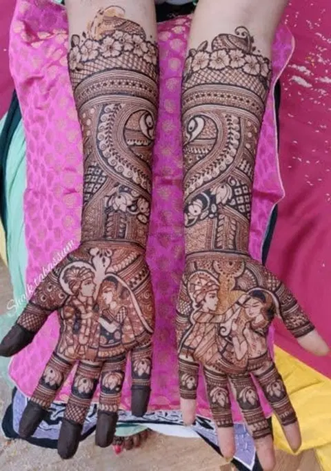 figure full hand mehndi design
