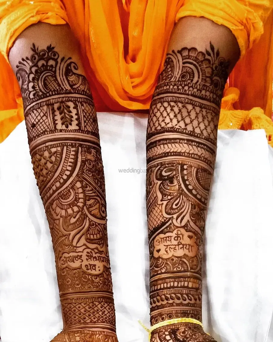Full Hand Mehndi Design with Figures (3)