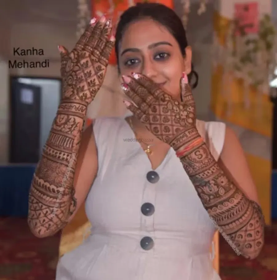 Full Hand Mehndi Design with Figures and Hearts
