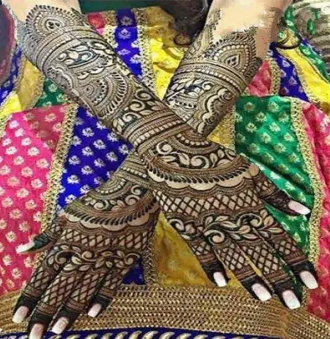 full hand mehndi design