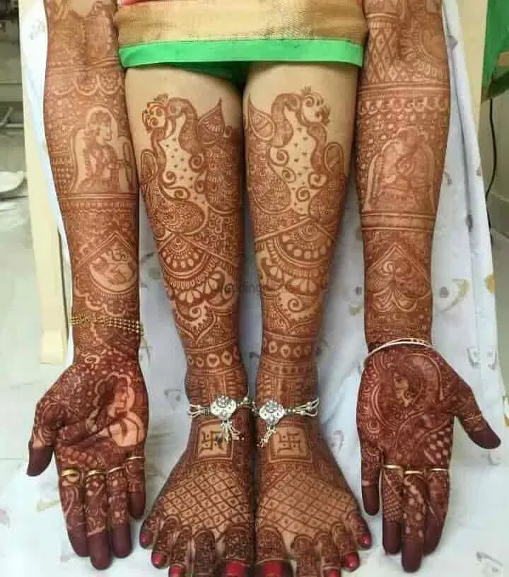 Full Hand Mehndi Design with Figures and Peacock (32)
