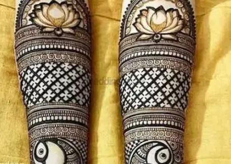lotus foot mehndi design