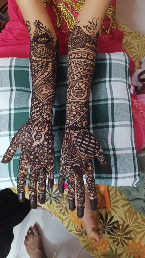 Full Hand Mehndi Design with Figures