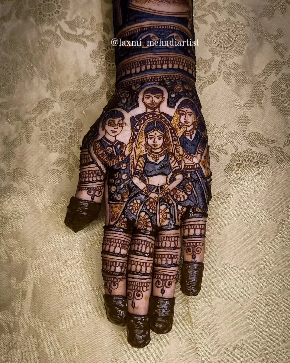 Mehndi Design with Figures (2)
