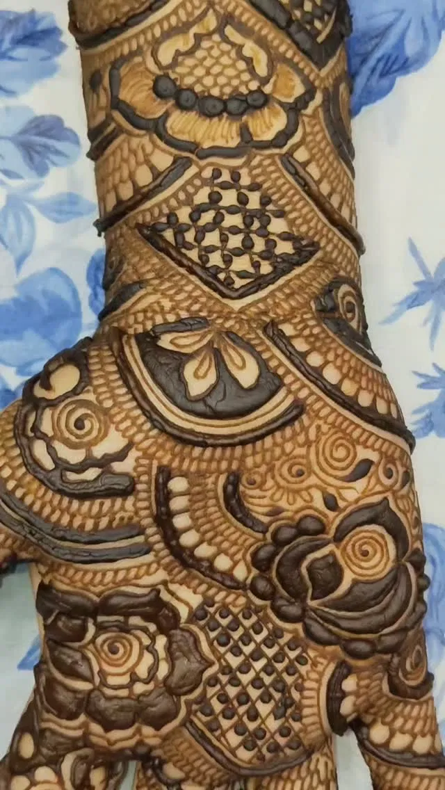 Full Hand Mehndi Design