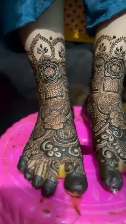 foot mehndi design