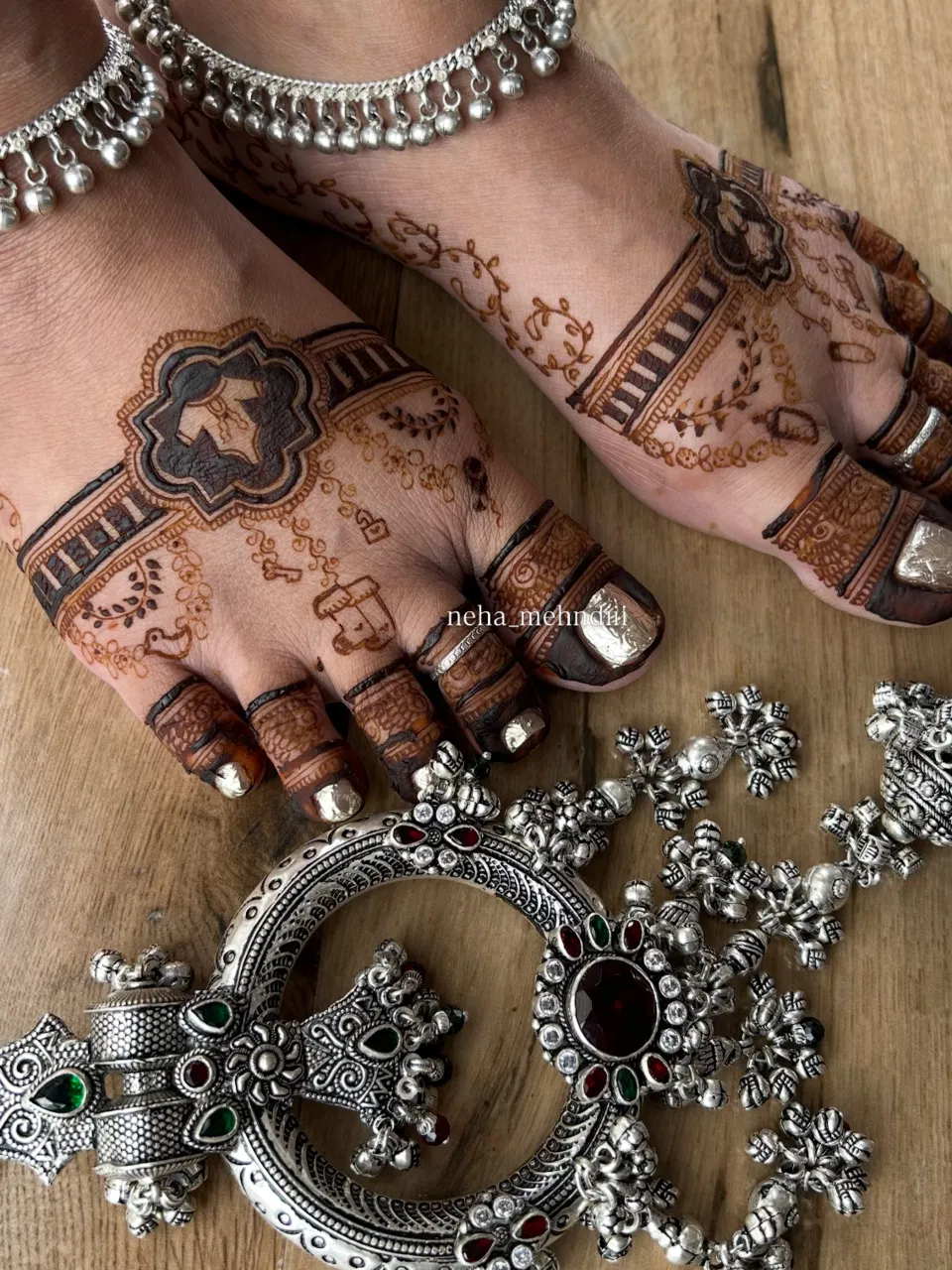 Aesthetic Foot Mehndi Design