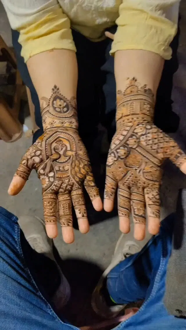 Mehndi Design with Figures and Peacock