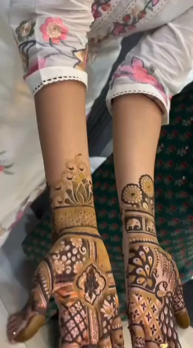 Foot Mehndi Design