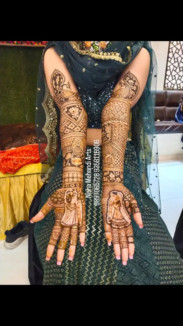 Mehndi Design with Figures